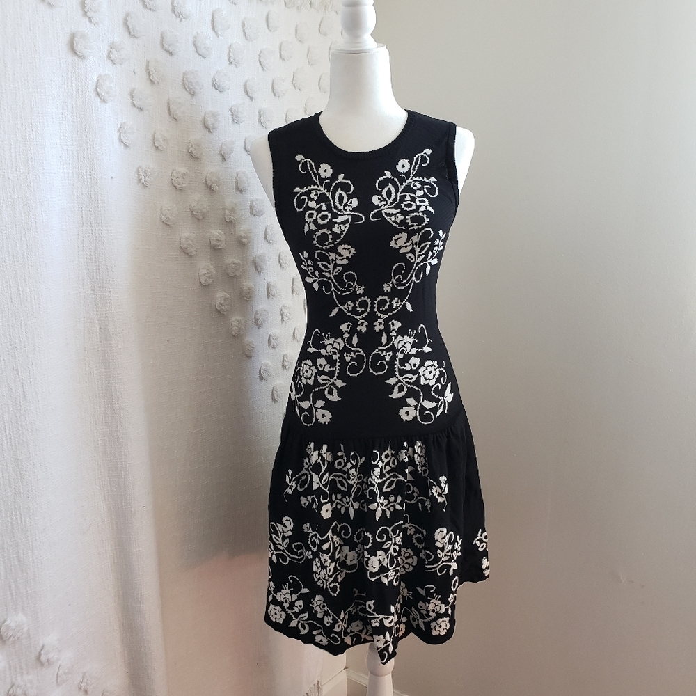 Cynthia Steffe Black & White Floral Sweater Dress